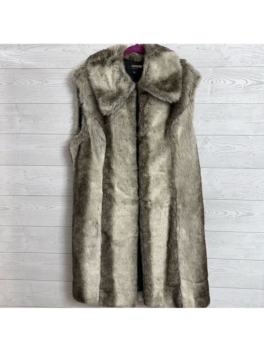 Christina Ehrlich Women’s Faux Fox Fur Midi Vest. Size M